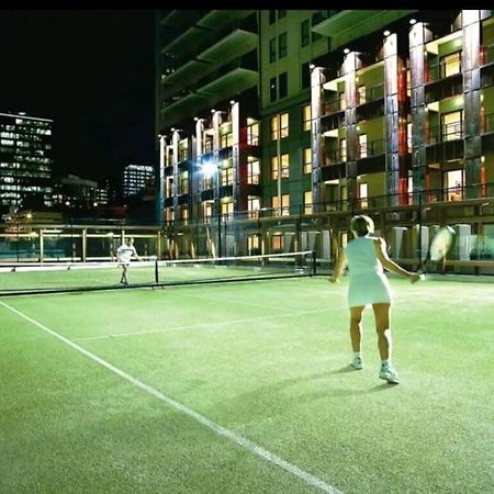 Lovely Bright Apartment With Balcony Pool And Gym Auckland Exteriör bild