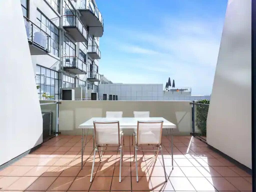 Lovely Bright Apartment With Balcony Pool And Gym Auckland Exteriör bild