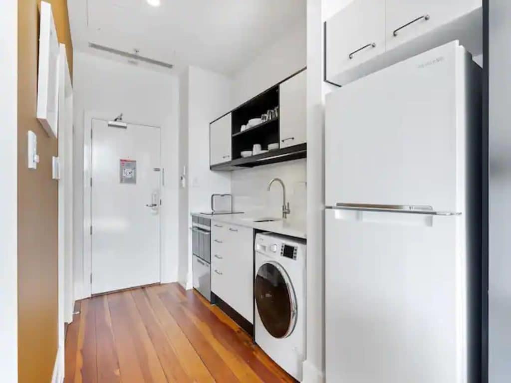 Lovely Bright Apartment With Balcony Pool And Gym Auckland Exteriör bild