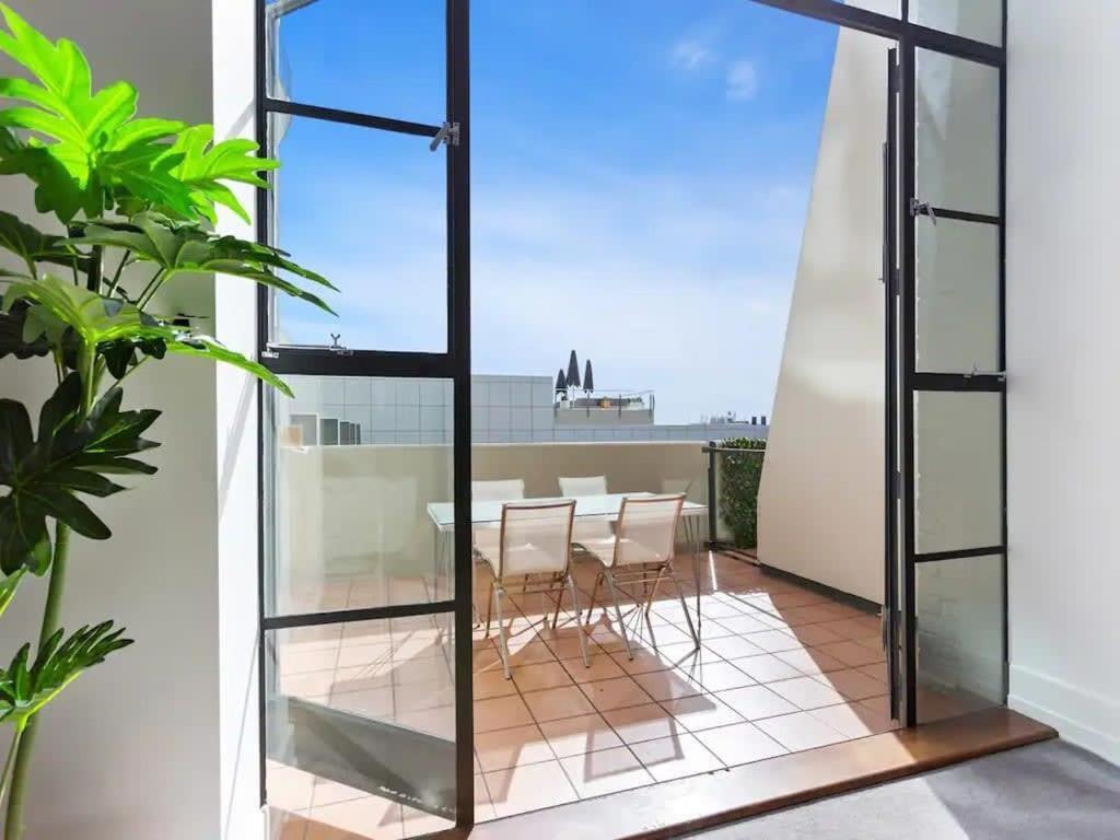 Lovely Bright Apartment With Balcony Pool And Gym Auckland Exteriör bild